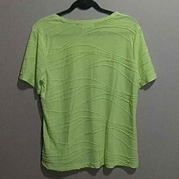 Iyla top size large - Picture 4 of 4